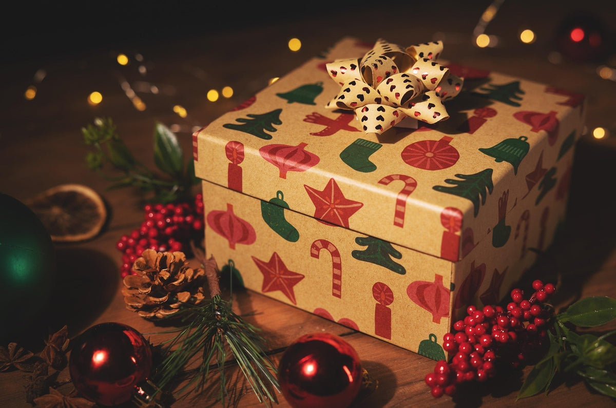 Best Housewarming Gifts for Guys: 20+ Thoughtful Ideas He'll Actually Use (2026 Guide)