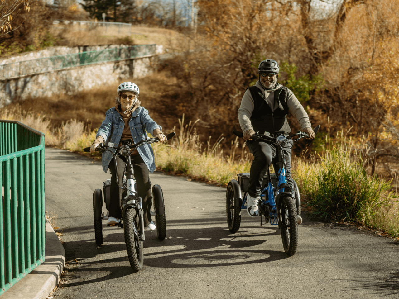 variantID:52774419661172#52774419693940#52774419726708