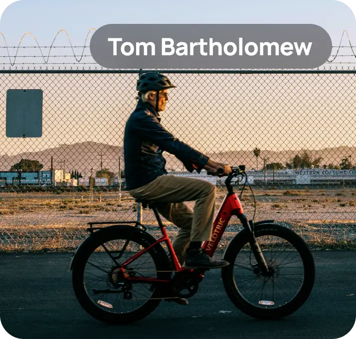 commuter_ebike_rider_in_urban_environment