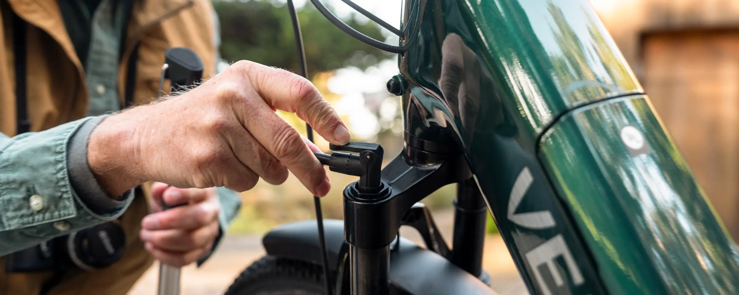 velotric_discover_3_air_suspension_fork