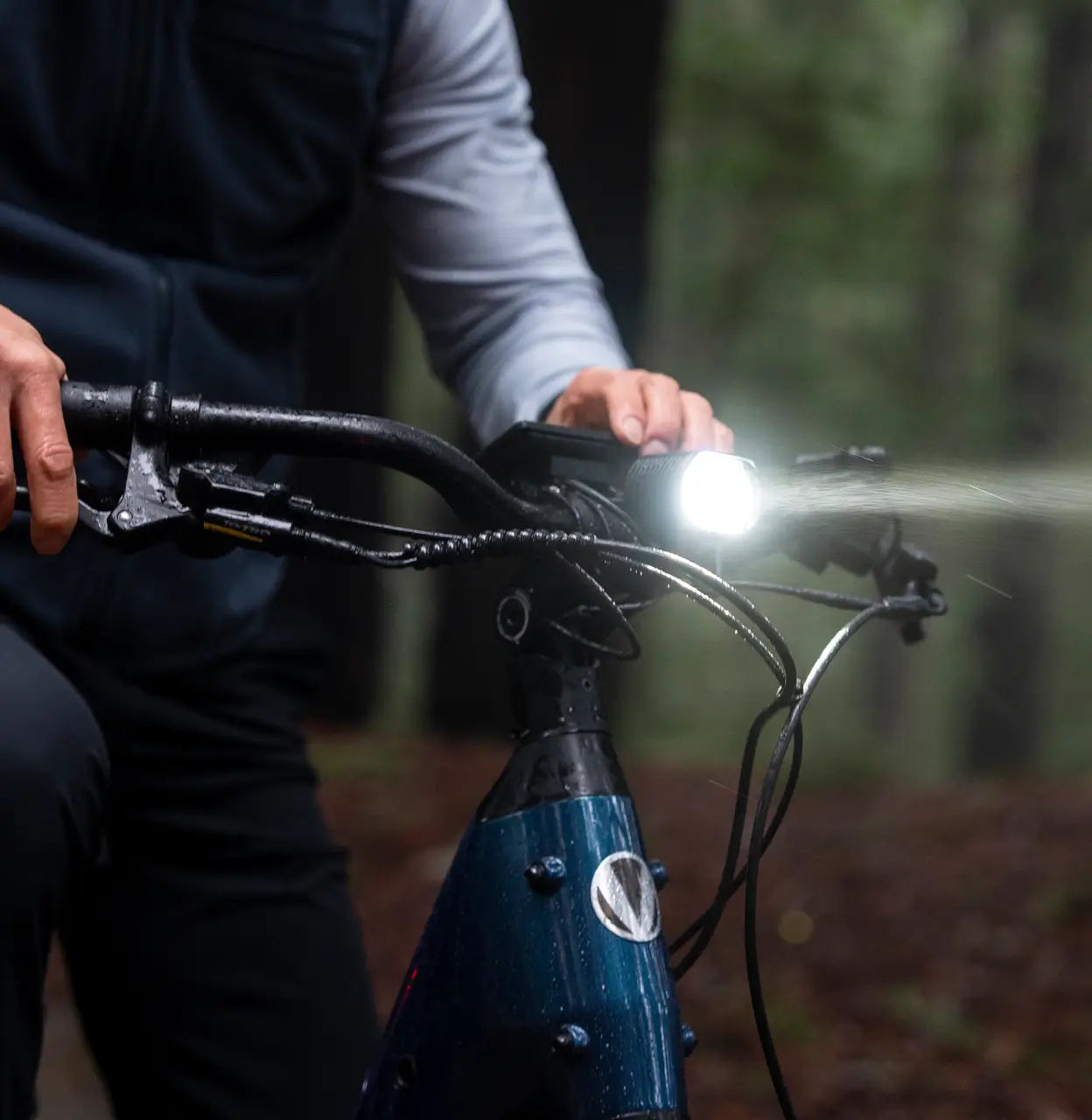 velotric_discover_3_front_light